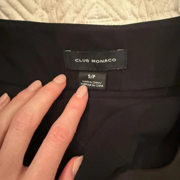 Black V-Neck  Camisole, Club Monaco, US S - Picture 5 of 5